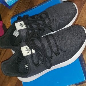 Adidas Tubular sneakers